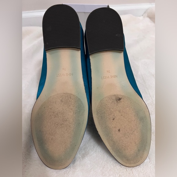 Brand new Nine West teal/green loafers with rhinestone/bling - Picture 3 of 6